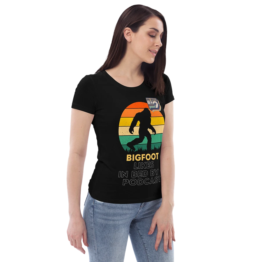 Bigfoot Likes Tee product image (6)