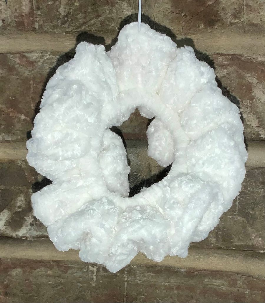 Snow white Velvet Scrunchies product image (1)