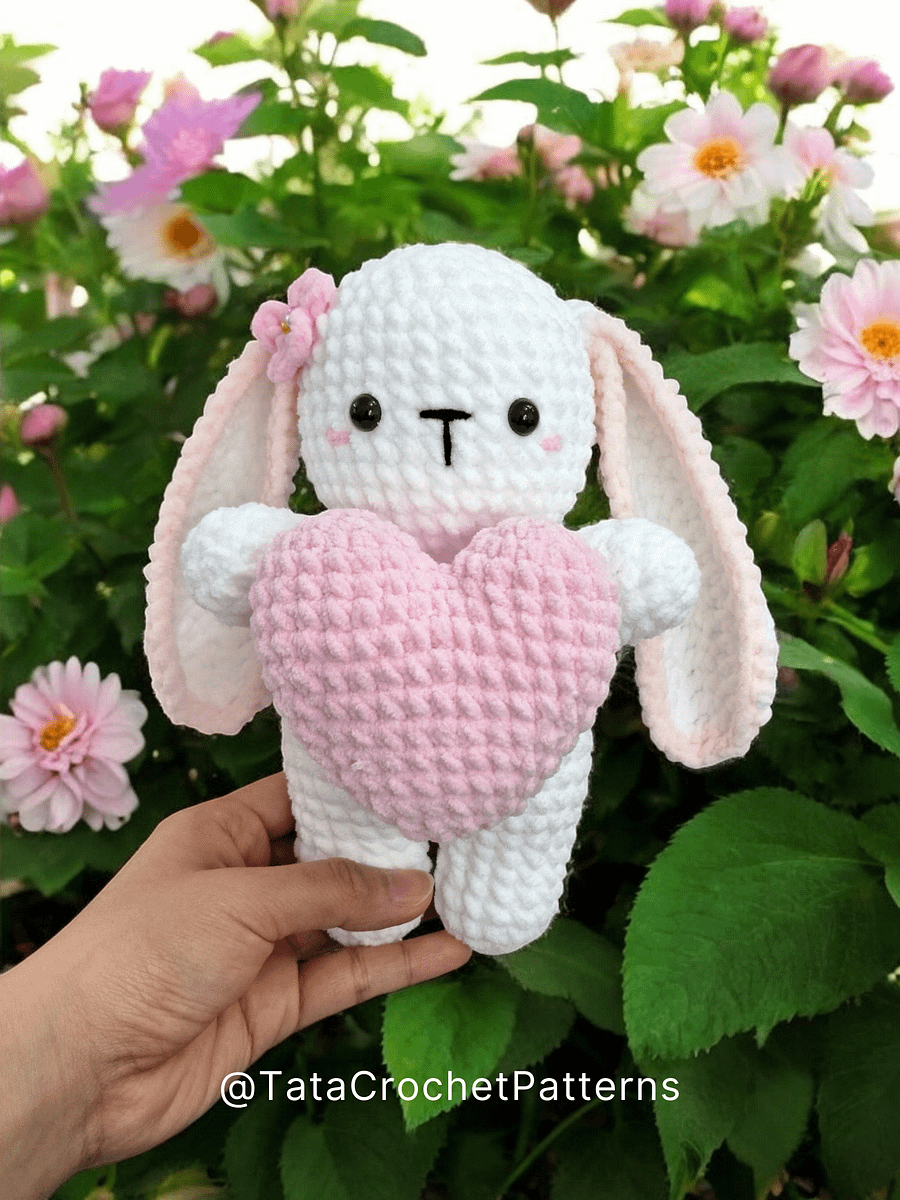 Crochet Pattern - Amigurumi Bunny Holding The Heart product image (10)