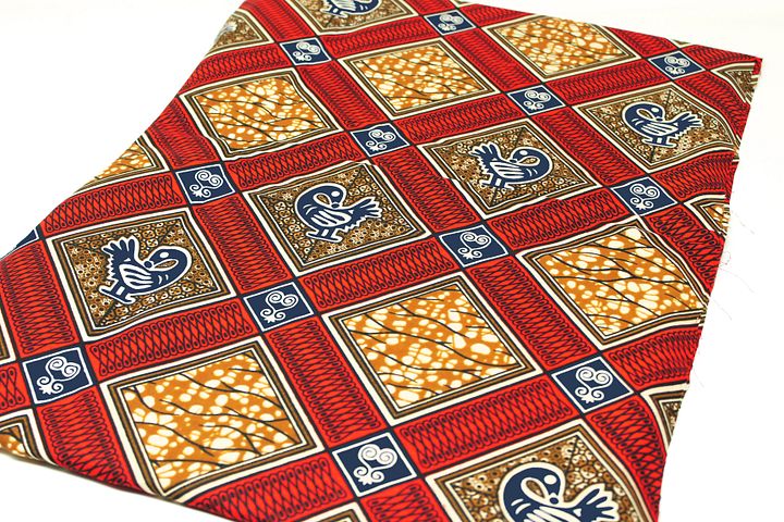 Tessuto Wax Print - Arancio Senape - Design Simboli - 38 cm x 114 cm - cod.496/B product image (2)