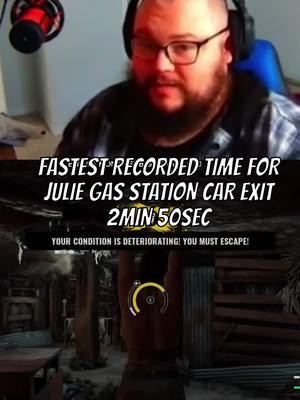 fastest recorded julie escape gas station car exit #texaschainsawmassacregame #texaschainsawgame #texaschainsaw #kick #streamer #livestream #livestreamclips