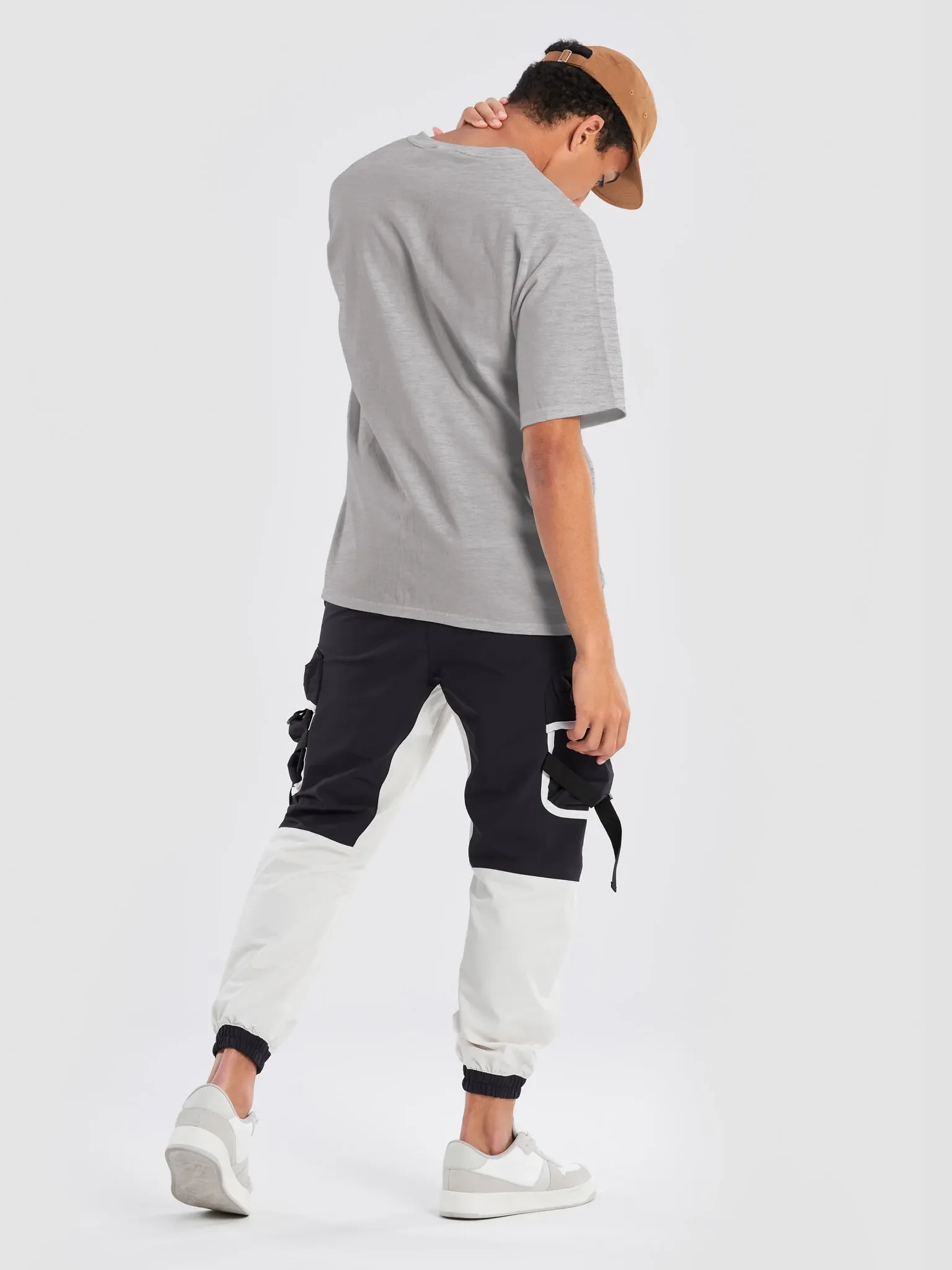 The Essence of Bravery Heavy weight Tee product image (19)