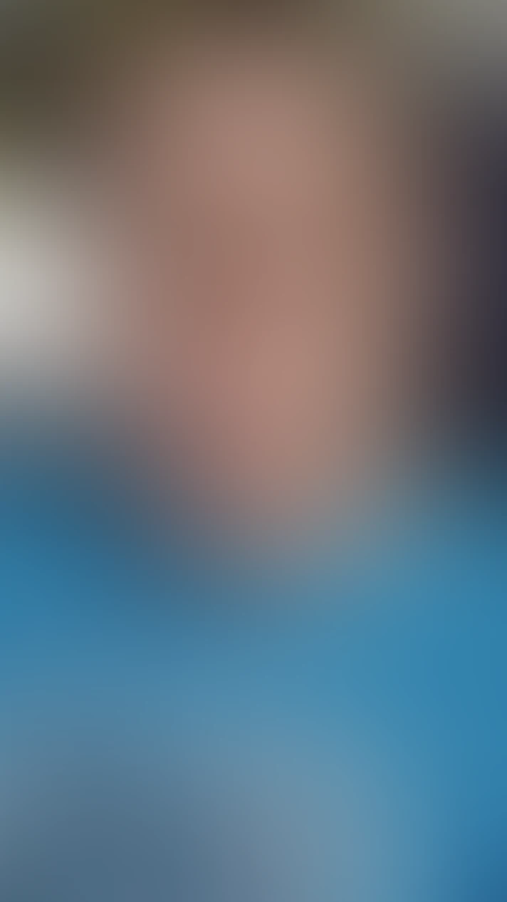 Video thumbnail background