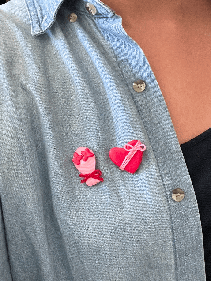 Heart & Bouquet Pins Combo product image (4)