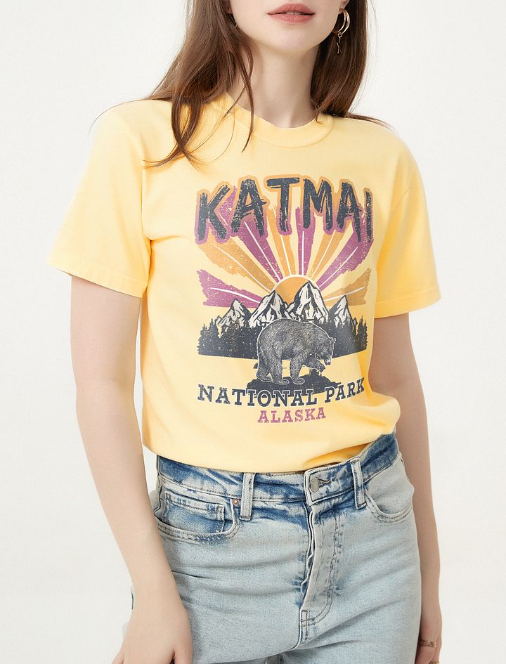 Katmai National Park, Alaska Tee | Retro-Style Western T-Shirt for Travel and Road Trips product image (9)