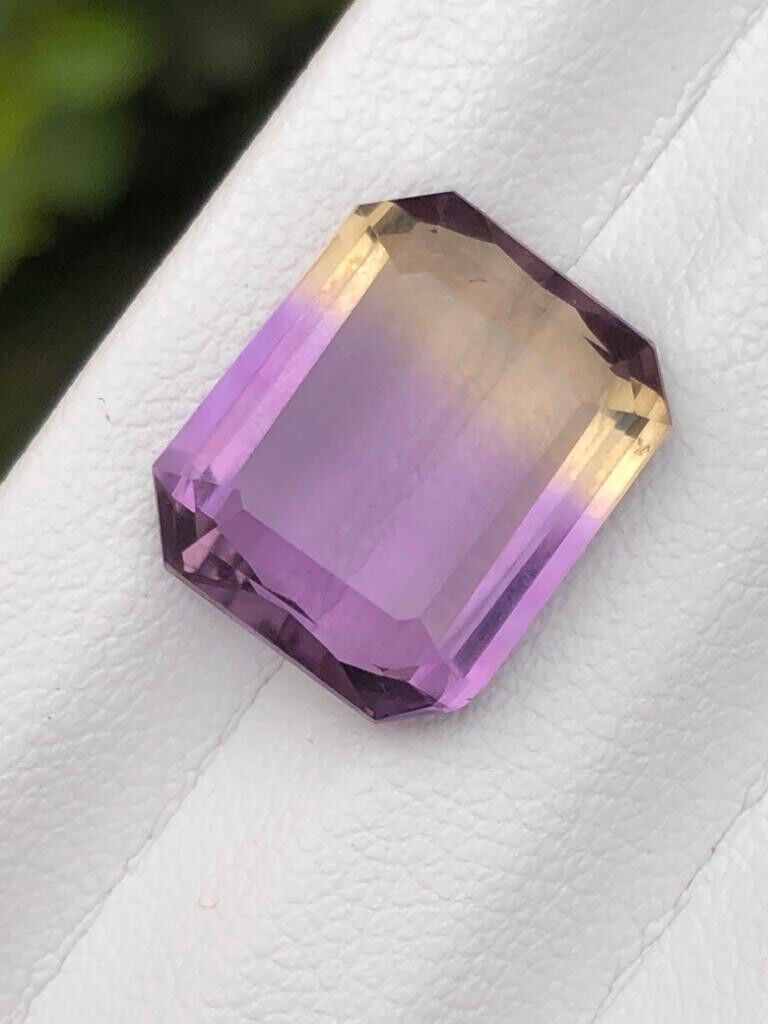 BI-COLOR AMETRINE GEMSTONE FOR PENDANT YELLOW/PURPLE COLOR EMERALD CUT, 6.65 CRT product image (3)