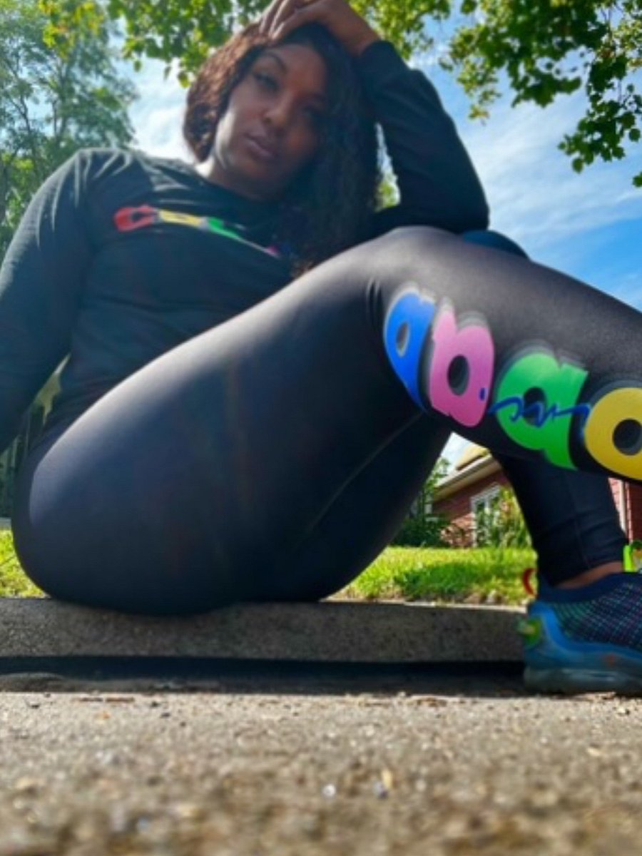 Skittle Leggings in Black product image (4)