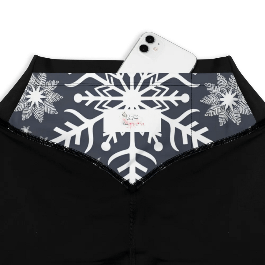 Snowflake Women’s Sports Leggings product image (1)