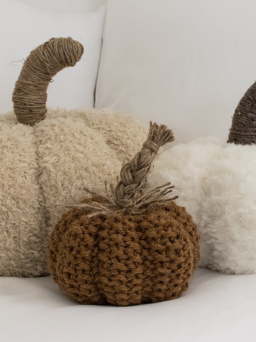 Seed Stitch Knitted Pumpkin Pattern product image (3)
