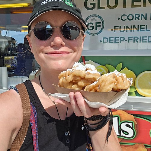 Last weekend the Wisconsin State Fair and other 🦆ing shenanigans... this weekend? I guess we will have to see! 🤩🐄🌈

Gluten Fr...