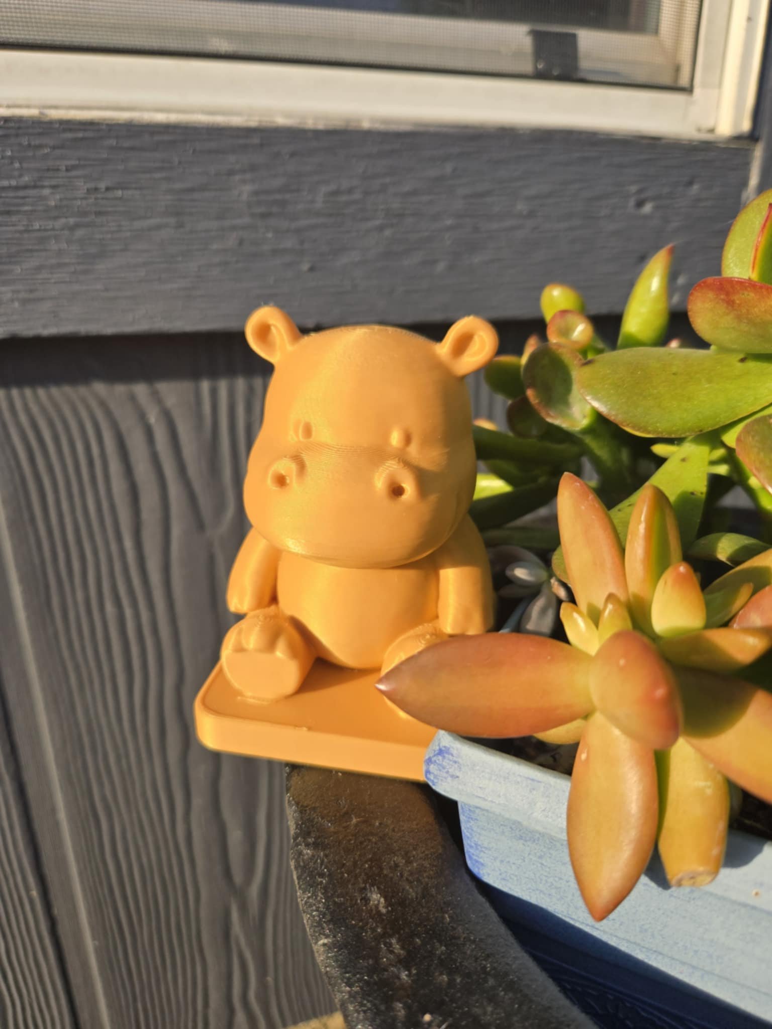 Golden Sitting Hippo — 3D Printed Trophy product image (2)