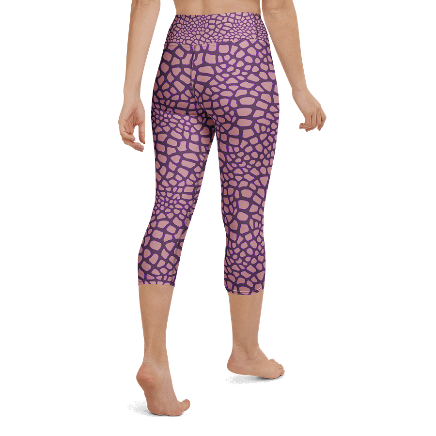 Purple Giraffe Capri Leggings product image (3)