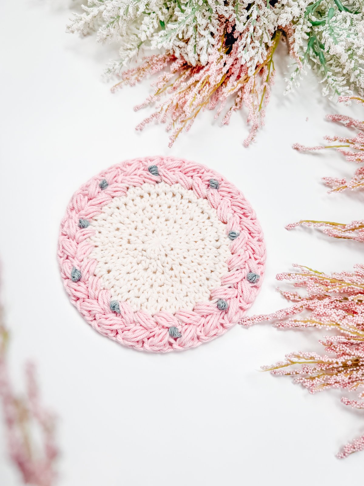 Macchiato Wreath Ornament and Coaster Crochet Pattern product image (5)