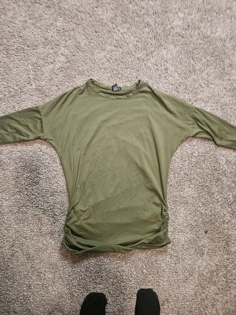 Green 3/4 Sleeve Top product image (2)