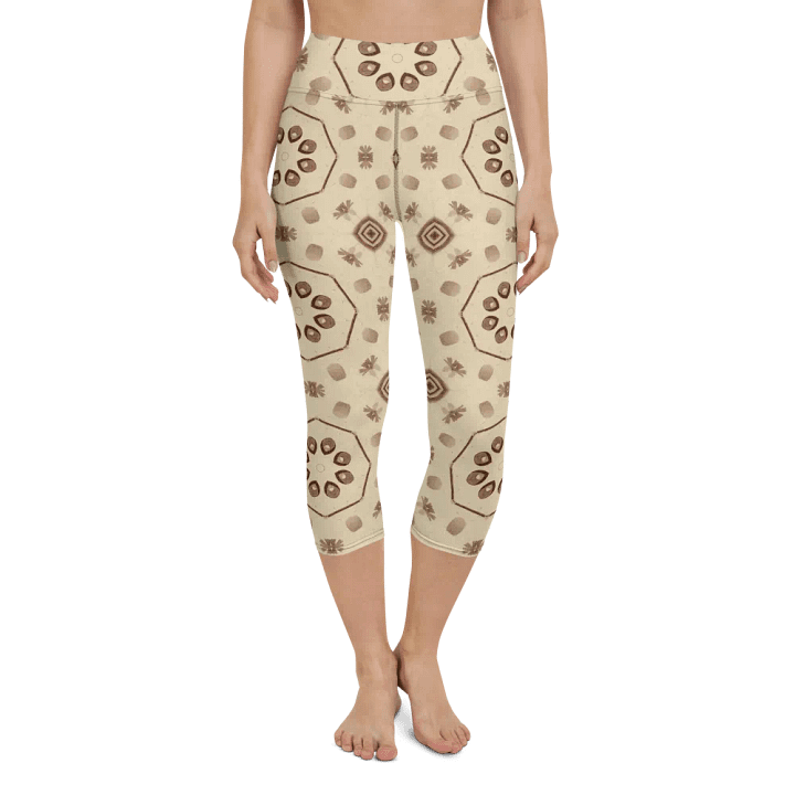 Hexagon Parade Capri Leggings product image (1)