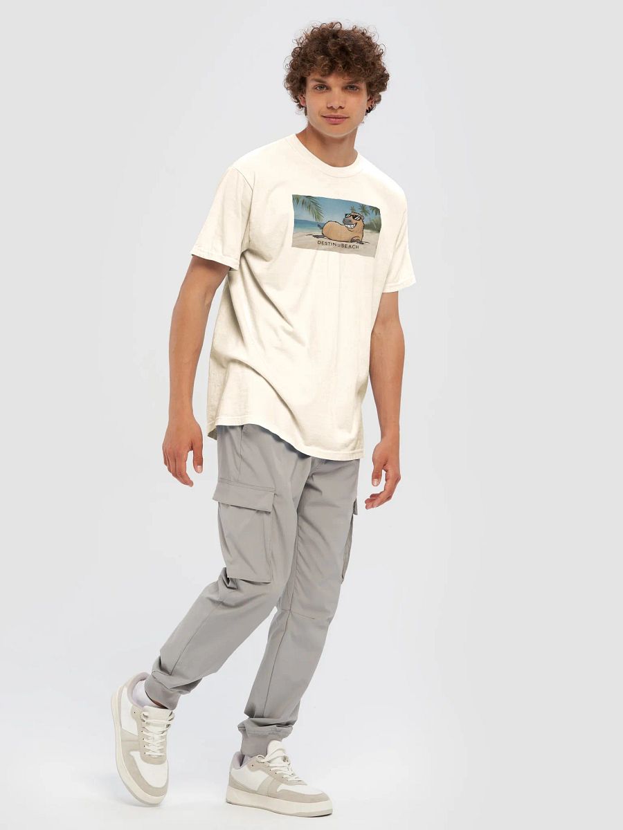 Beachy Capybara Comfort Tee product image (7)