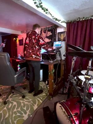 Stream the full jam session at connxct.club @jayreilly805 