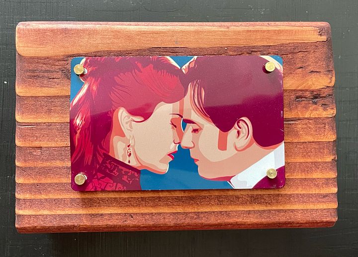Kiss Me: Moulin Rouge product image (1)