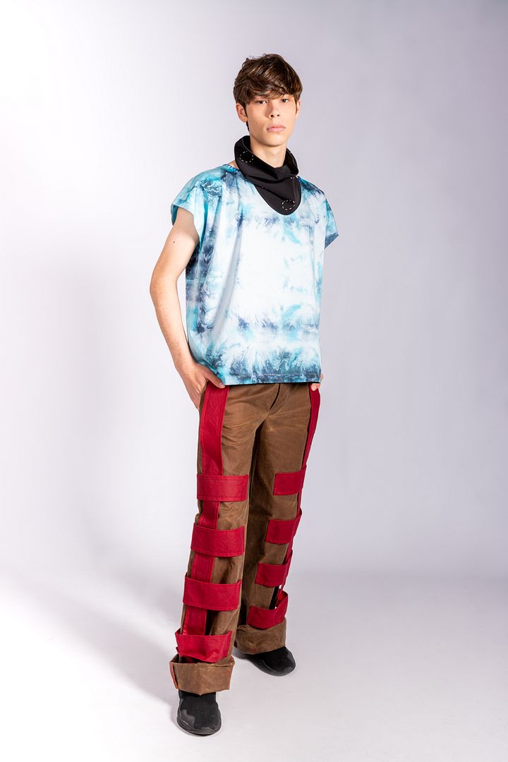 Neo Kyojin 4 product image (1)