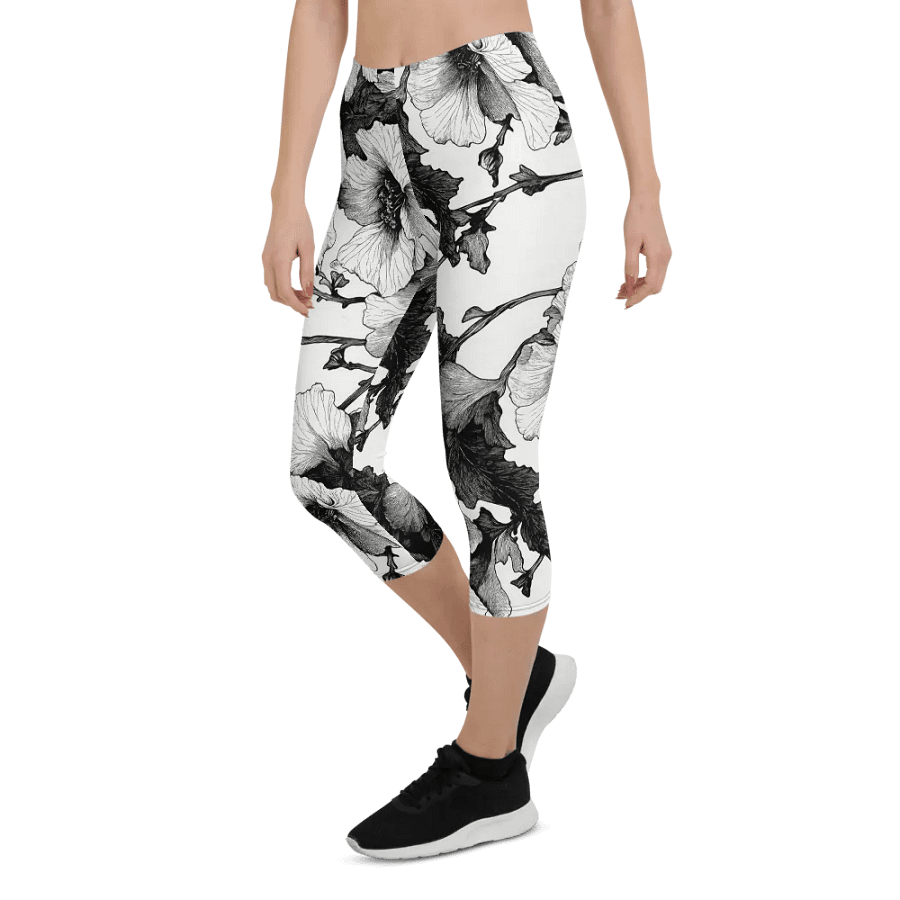 Hibiscus Harmony Capri Leggings product image (5)