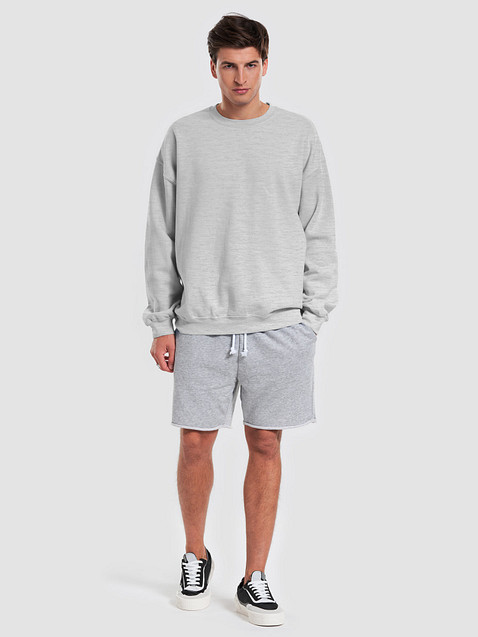 Photo showing Gildan Classic Crewneck Sweatshirt