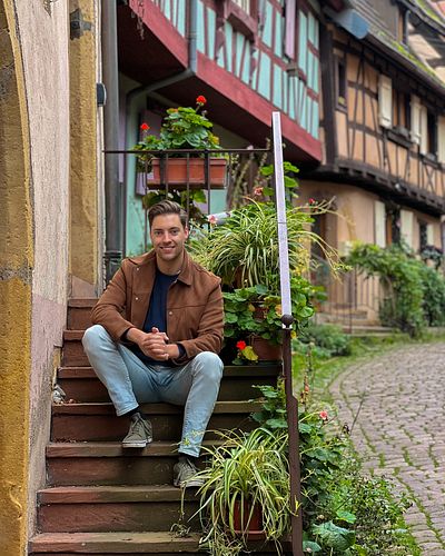 Exploring the charming villages of Alsace 🍇✨ From cobblestone streets to stunning views, this road trip was a dream come true...