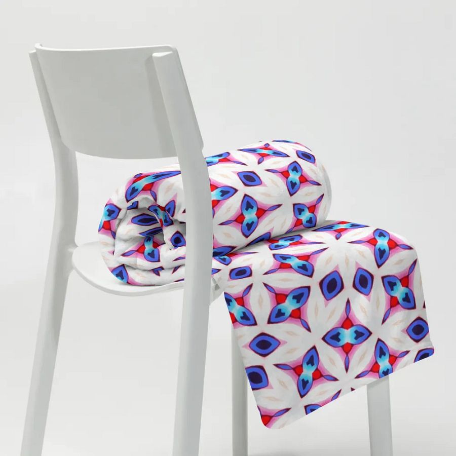 White, Blue & Red Seamless Diamond Patterned Throw Blanket product image (1)