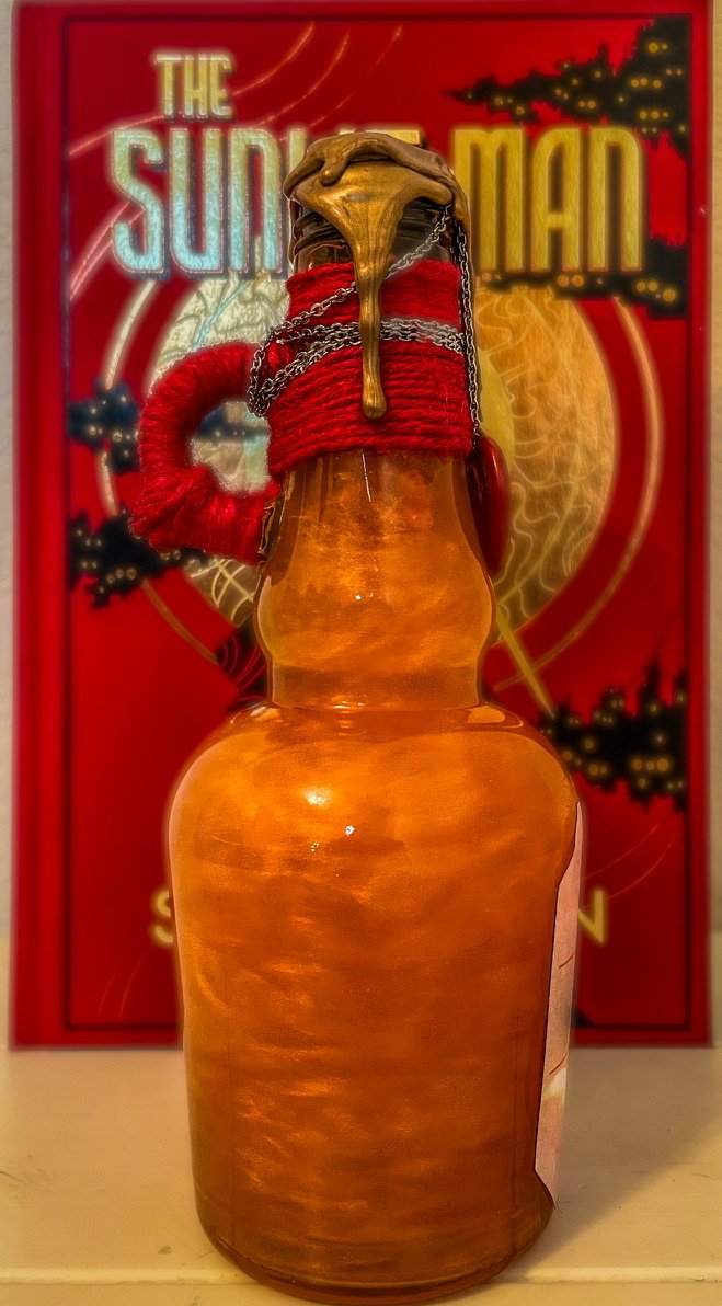 Sunlit product image (9)