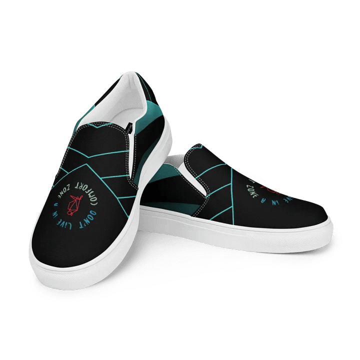 'Don't Live in a Comfort Zone' Men's Slip-On Canvas Shoes product image (1)
