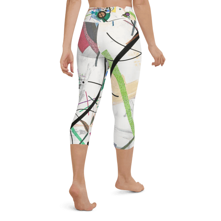 Abstract Lithographic Pattern Design Yoga Capri Legging - V2 product image (1)