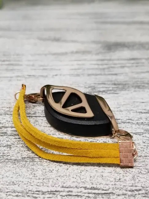 Honey Suede Bracelet | Handmade Accessory for Bellabeat Leaf Urban & Ivy product image (1)