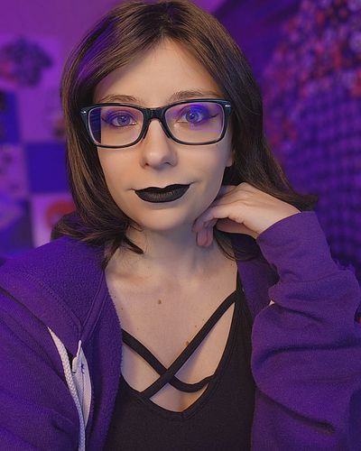 Feeling Gothic Spooky look today with some Diablo! 🎃 Live now!