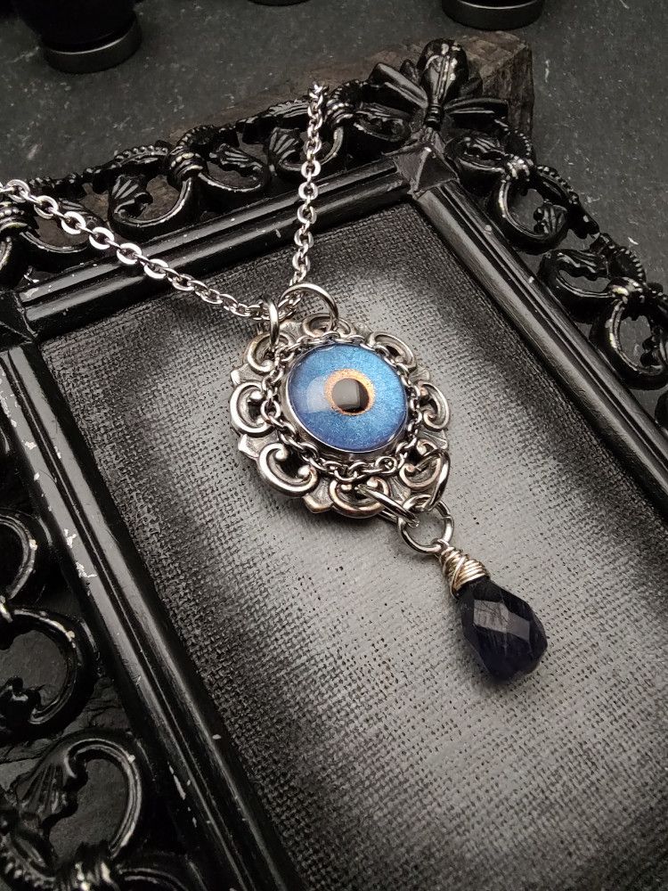 Eye Painted Amulet - MistVeil product image (4)