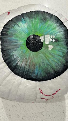 👁️🎃 Pumpkin Eyeball Acrylic Paint. 

If you are interested in using these paints/art supplies use my code SARAH127 for 15% of...