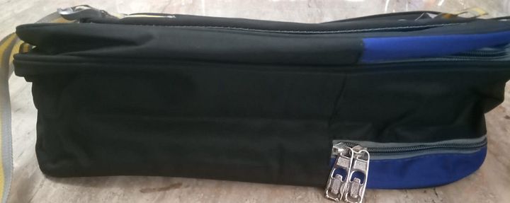 school bag product image (2)