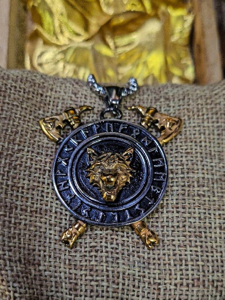 The Armored Kingdom Savage Sigil of the North Wolf Necklace product image (4)
