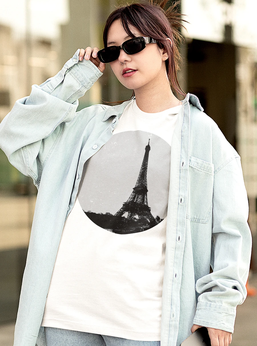 Eiffel Tower Minimalist Art Paris France Travel Souvenir T-Shirt product image (3)