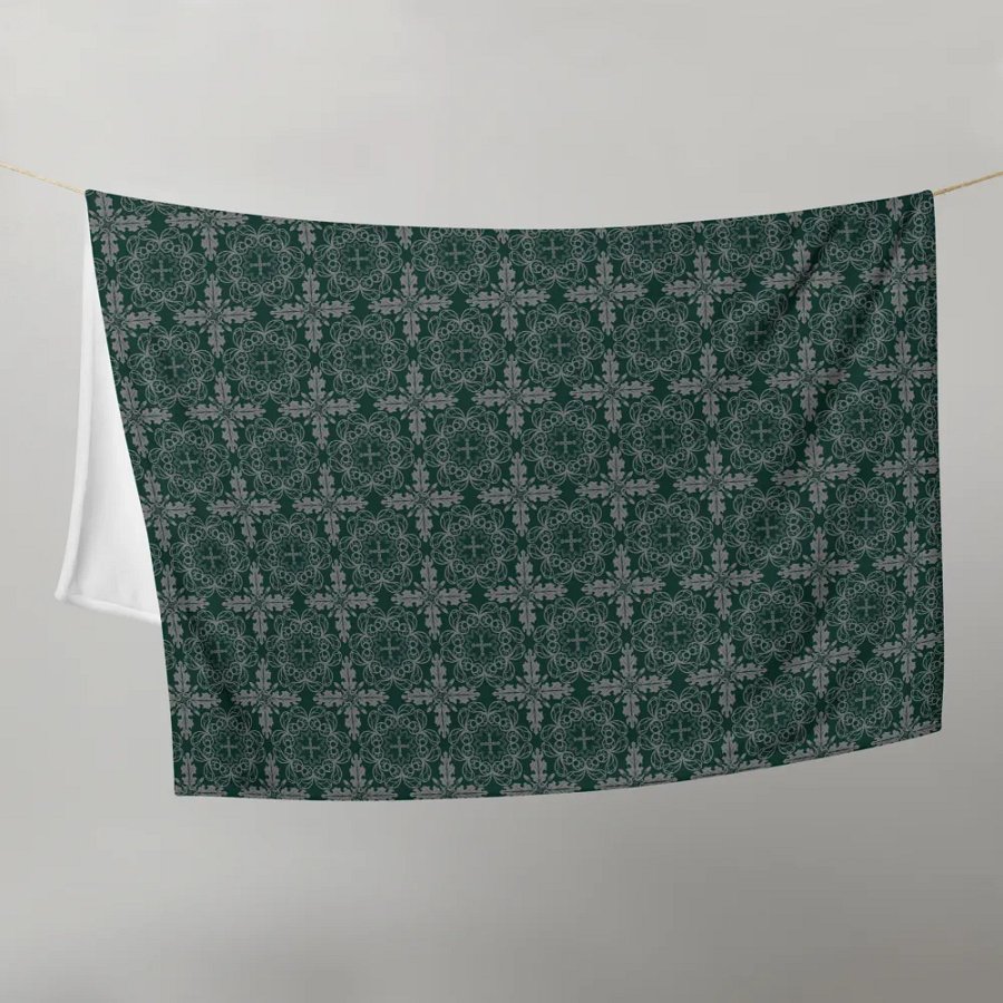 Oak Leaf Damask Throw Blanket product image (21)