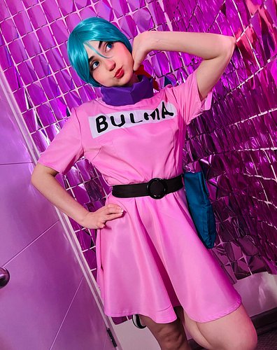 Ustedes no se imaginan lo bonita que me sentí vestida de Bulma, no me quería quitar el trajee!
*
Cosplay: @otakuworldms ~ 
*
...