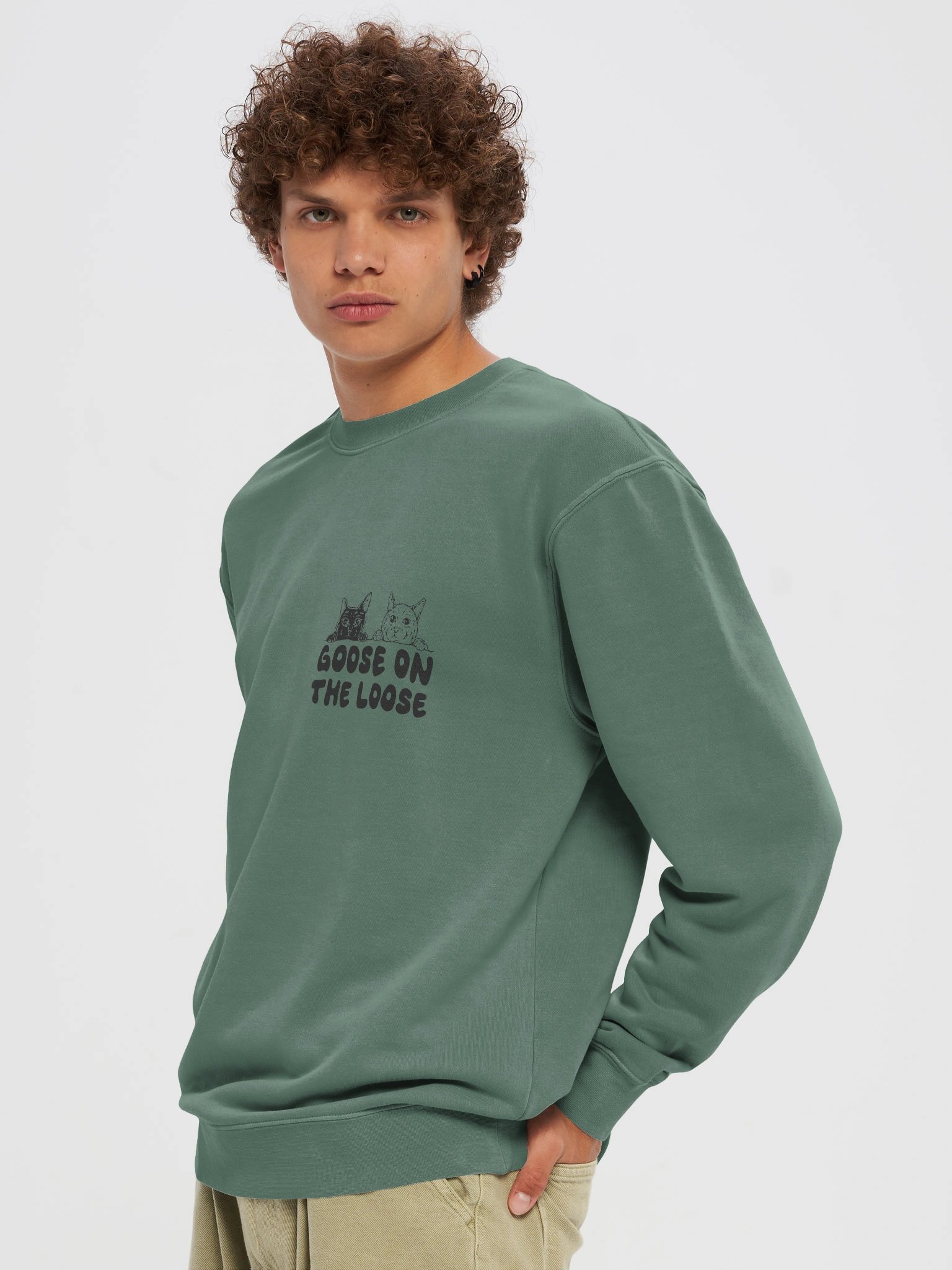 GOOSE ON THE LOOSE INDEPENDENT TRADING CO SWEATSHIRT product image (5)