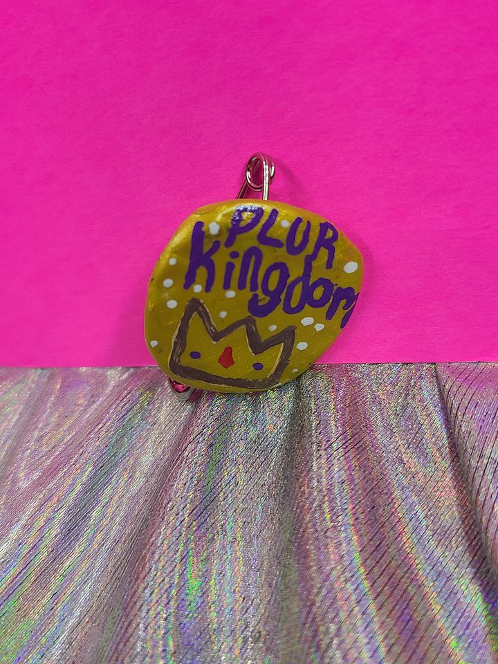 Crown PLUR Kingdom bottle Cap Pin product image (1)