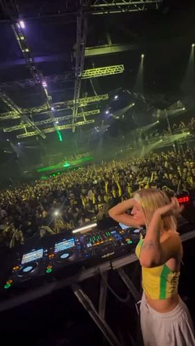 NOVAH in 🇧🇷🇧🇷🇧🇷 #novah #technomusic #technofamily