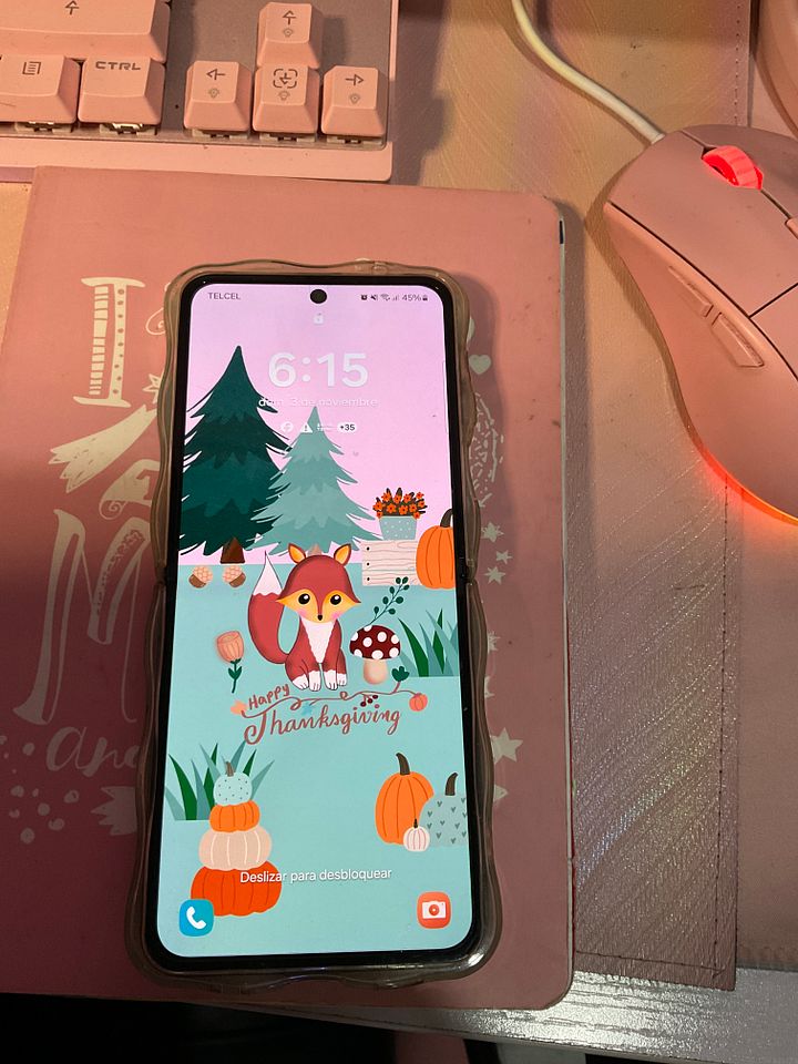 ZFlip 4 Lock Screen and Front Screen Wallpaper product image (1)