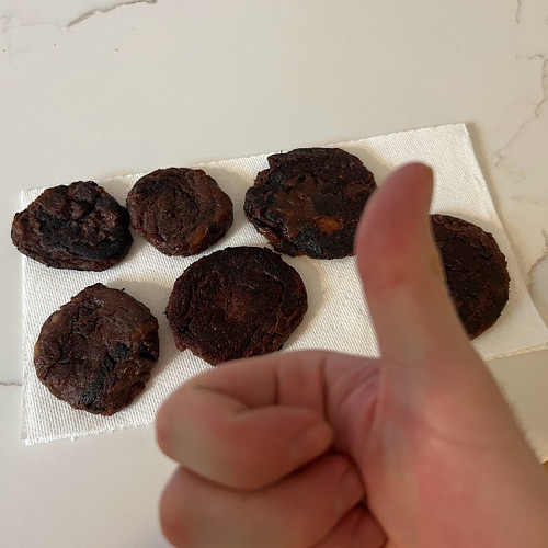 Aye i made some hecking cookies!

https://www.youtube.com/watch?v=3e4u57GwiYM

| #Cooking #Baking #Chocolare #Cookies |
