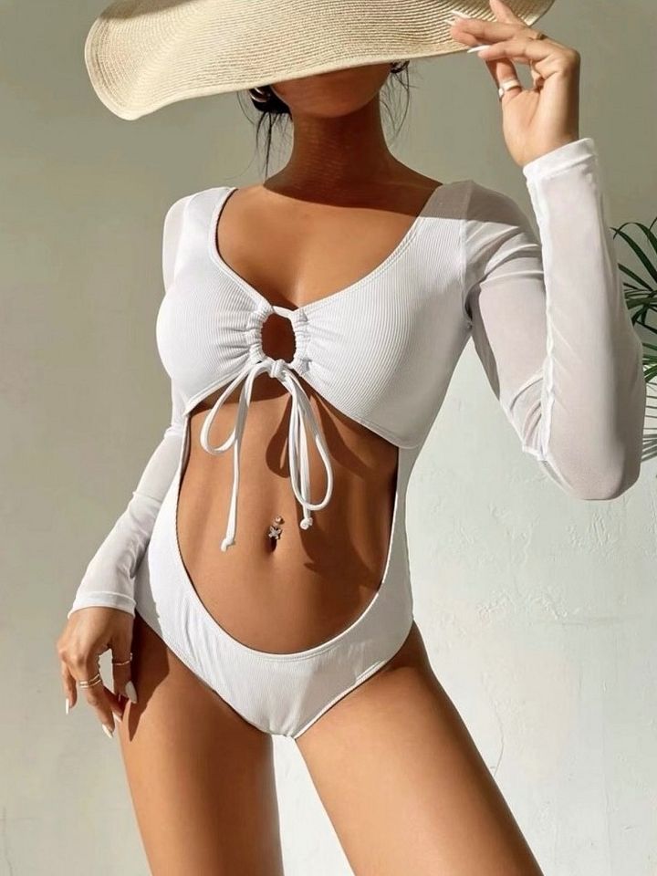 One piece product image (1)