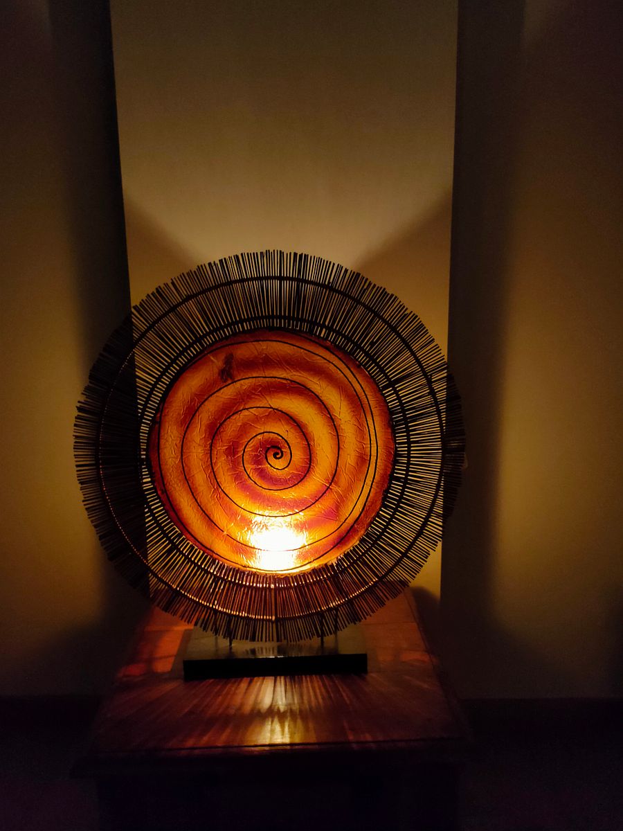 Descubra o Candeeiro Espiral – Um Símbolo de Estoicismo, Naturalidade e os Ciclos da Vida product image (9)