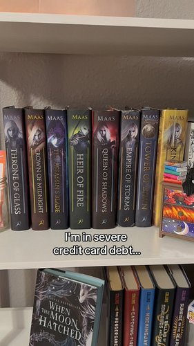 i don’t regret a thing 🤷‍♀️

#throneofglass #sarahjmaas #throneofglassseries #firstedition #noregrets