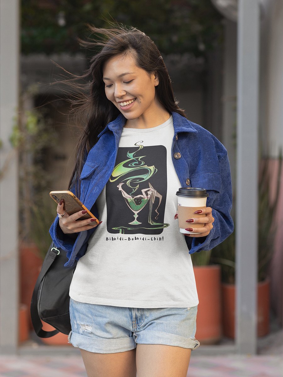Chilling Witch Tshirt - Relaxed Fit Light product image (5)