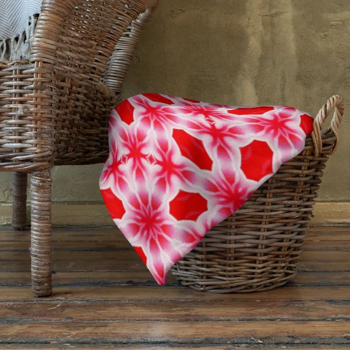Red & White Snowflake Throw Blanket product image (2)