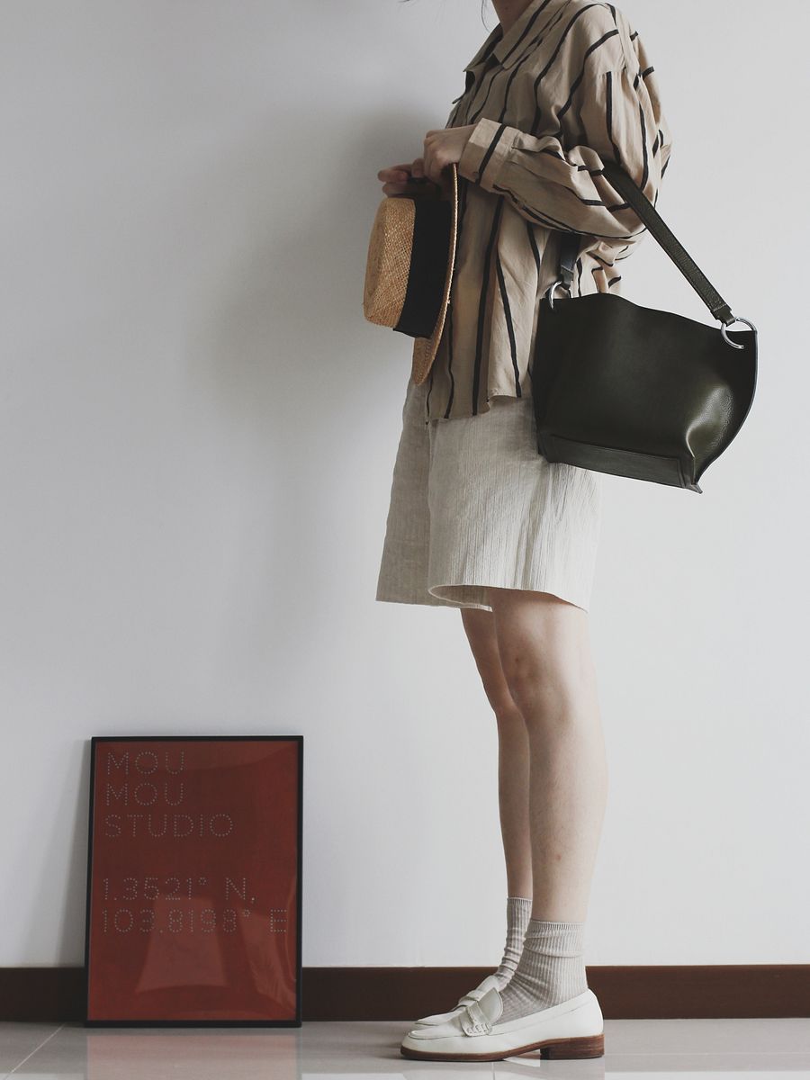 Vegetable Tanned Leather Shoulder Bag product image (10)